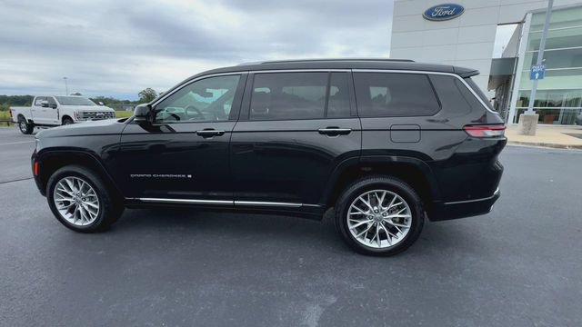 Used 2023 Jeep Grand Cherokee L Summit w/ Advanced Protech Group IV AWD/4WD image 5