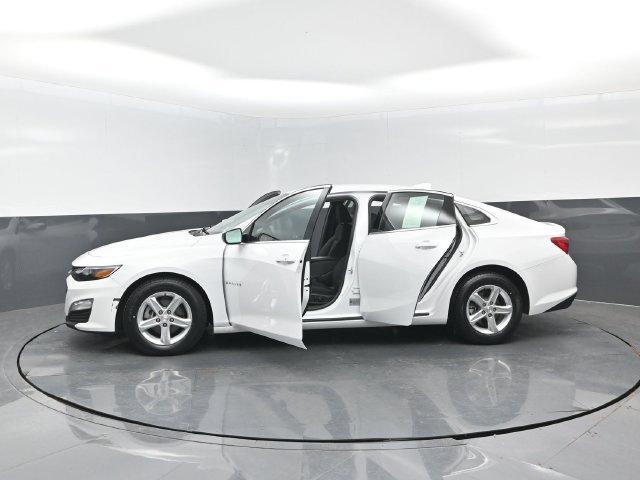 Used 2024 Chevrolet Malibu LT FWD image 28