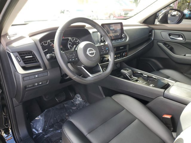 Used 2023 Nissan Rogue SV w/ SV Premium B Package image 15