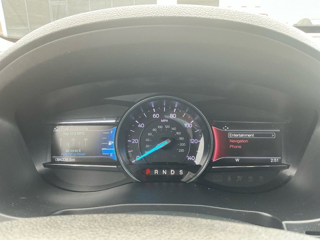 Certified 2018 Ford Explorer Limited FWD image 19