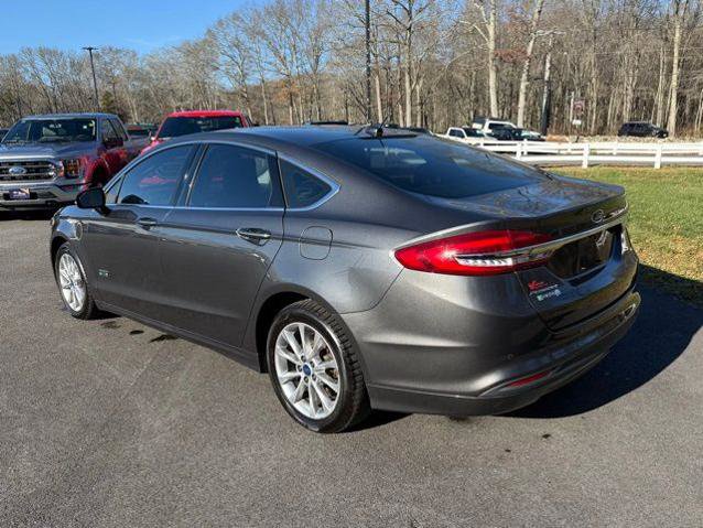 Certified 2017 Ford Fusion Energi SE image 4