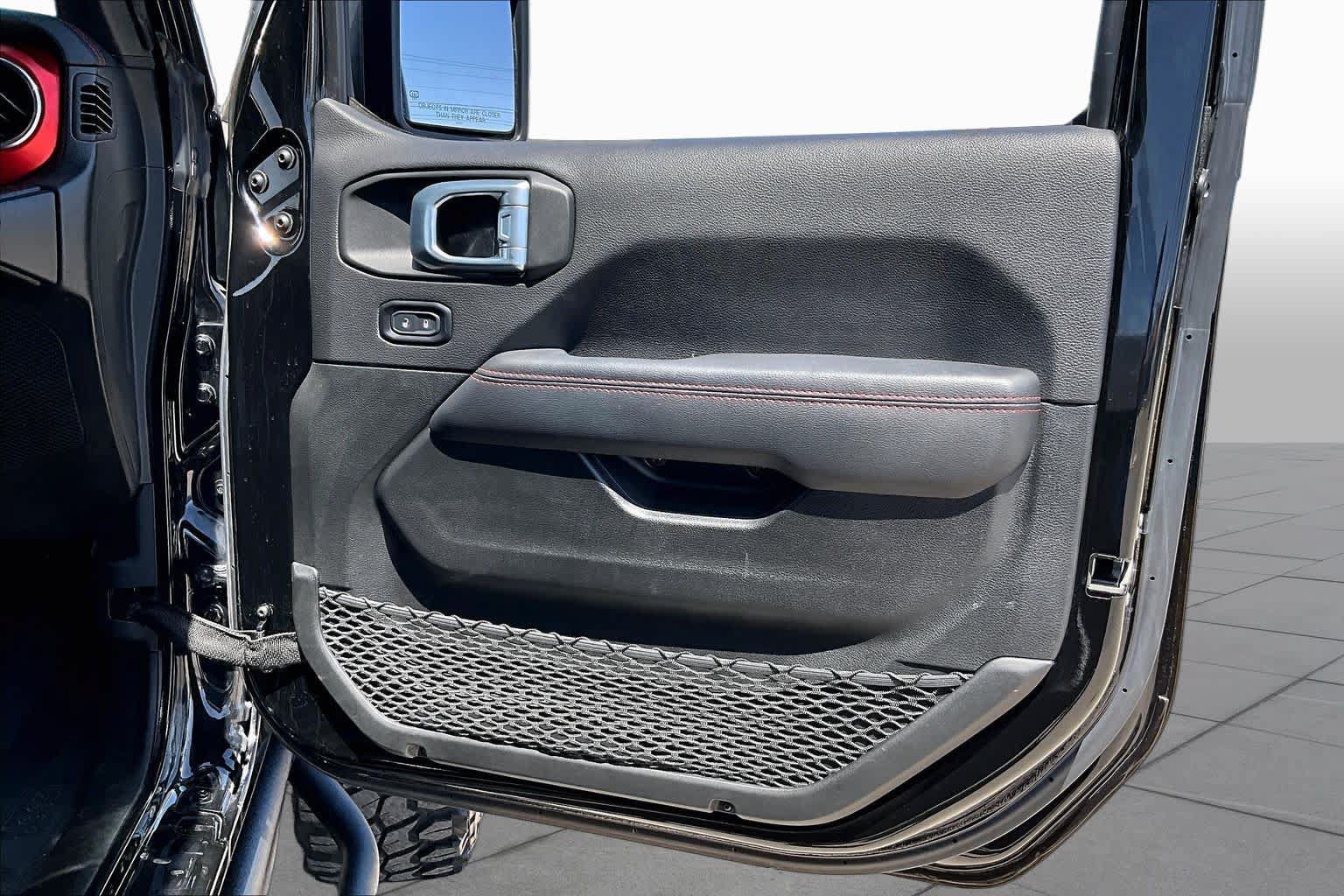 Used 2022 Jeep Gladiator Rubicon w/ LED Lighting Group AWD/4WD image 21