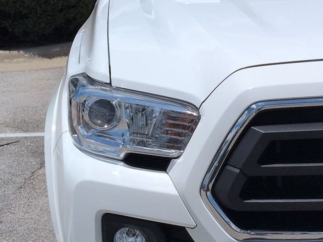 Used 2023 Toyota Tacoma SR5 w/ Technology Package AWD/4WD image 10