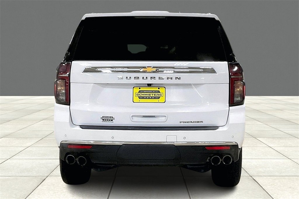 Used 2023 Chevrolet Suburban Premier image 4