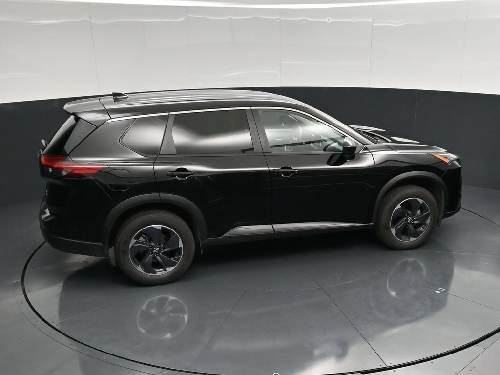 Used 2024 Nissan Rogue SV AWD/4WD image 36