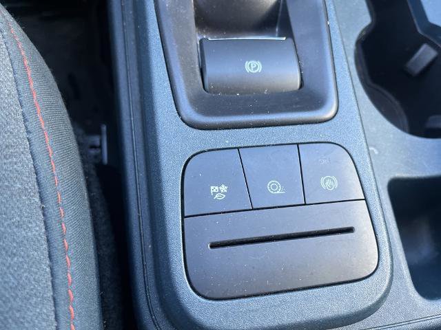 Certified 2024 Ford Maverick XLT image 34