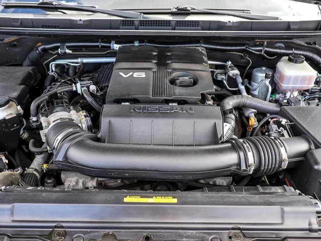 Used 2022 Nissan Frontier PRO-4X w/ Technology Package AWD/4WD image 31