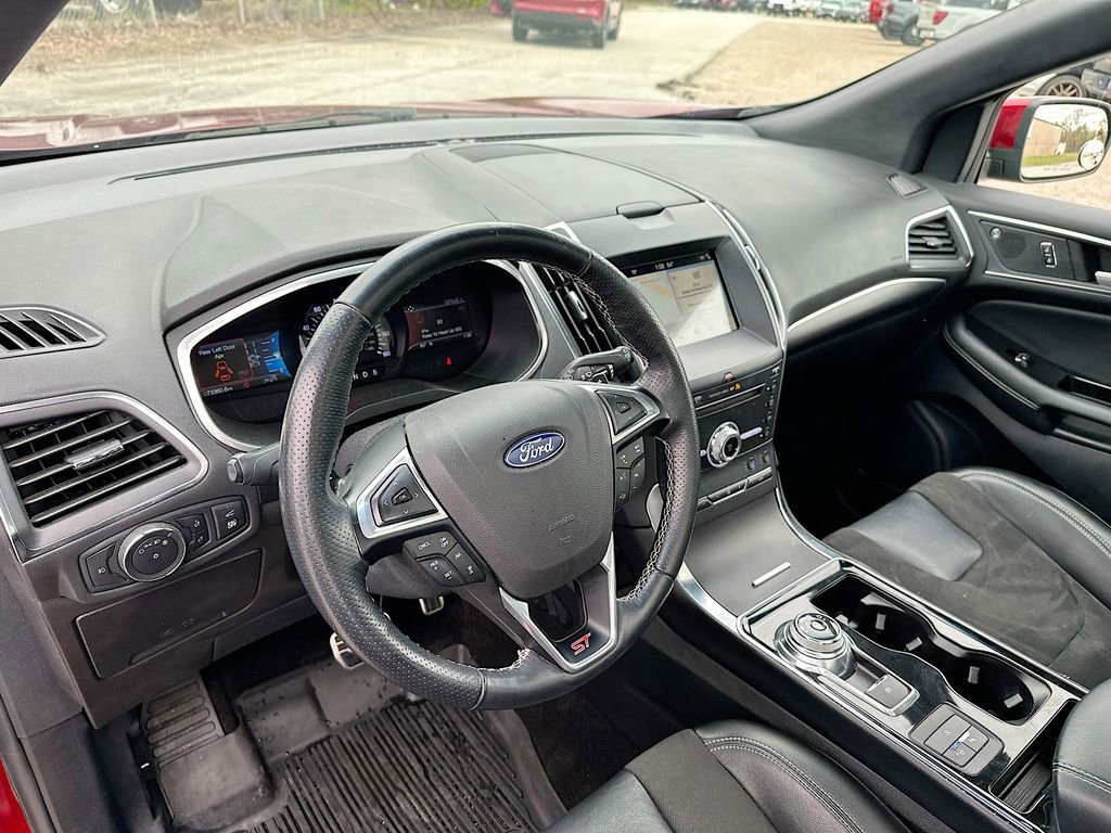 Certified 2019 Ford Edge ST w/ Equipment Group 401A image 11