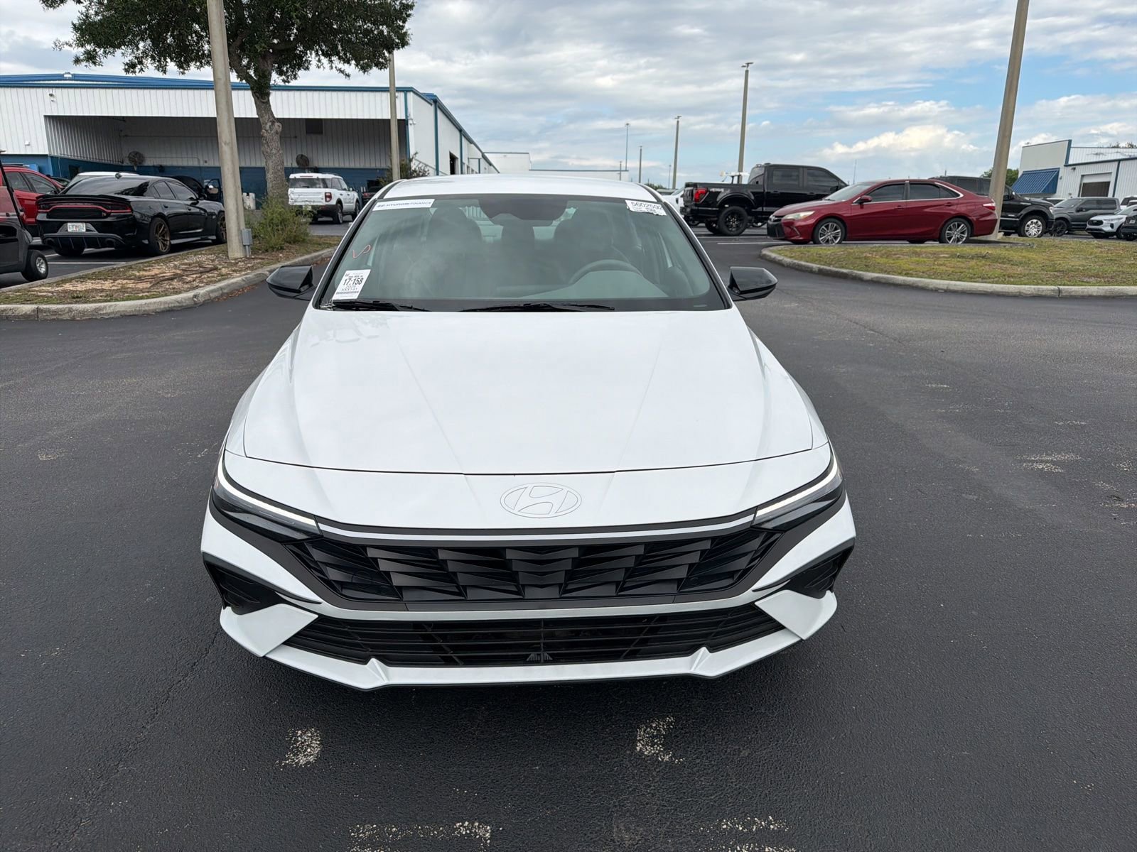 Used 2025 Hyundai Elantra Sport w/ Cargo Package FWD image 19