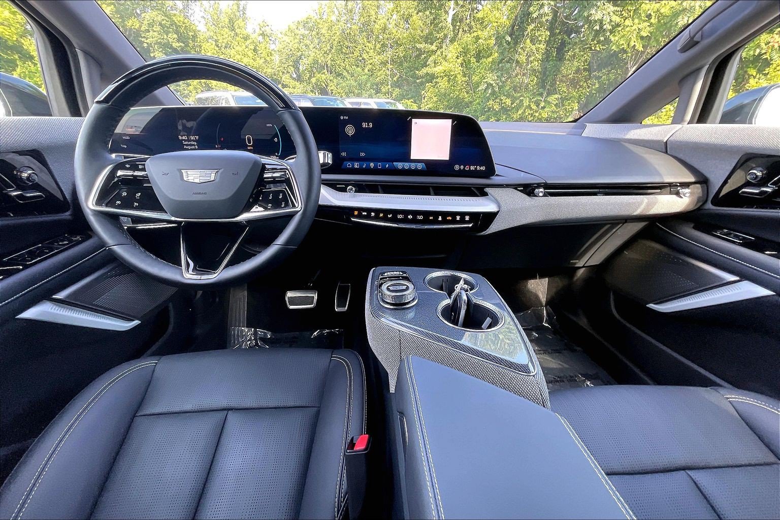 Used 2025 Cadillac Optiq Sport 2 w/ LPO, Floor Liner Package AWD/4WD image 14