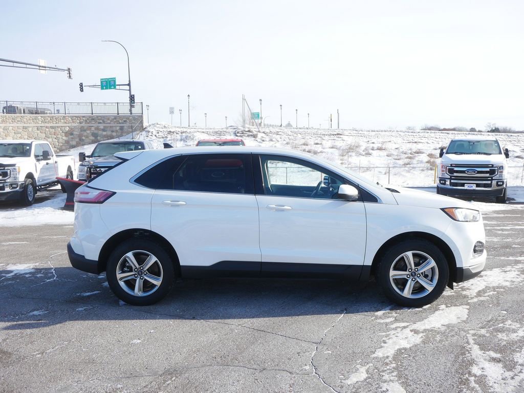 Certified 2022 Ford Edge SEL w/ Convenience Package image 4