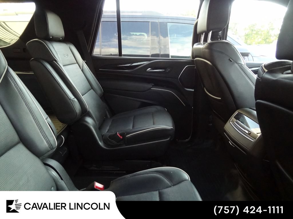 Used 2023 Cadillac Escalade Sport AWD/4WD image 8