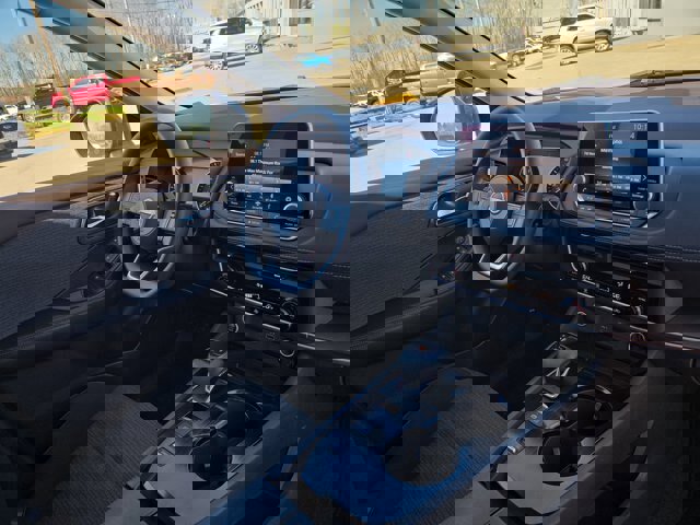 Used 2023 Nissan Rogue SV image 16