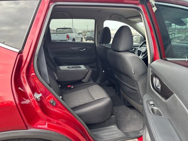 Used 2019 Nissan Rogue SV w/ Premium Package image 10