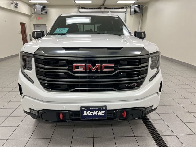 Used 2024 GMC Sierra 1500 AT4 w/ Technology Package AWD/4WD image 3