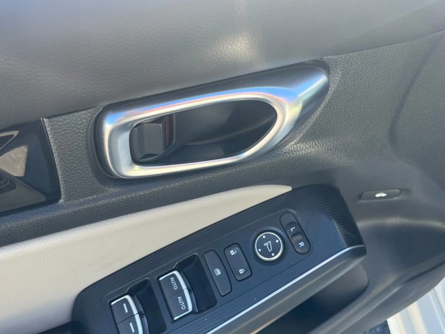 Used 2024 Honda Civic Touring image 13