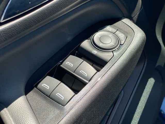 Used 2022 Chevrolet Equinox Premier FWD image 34