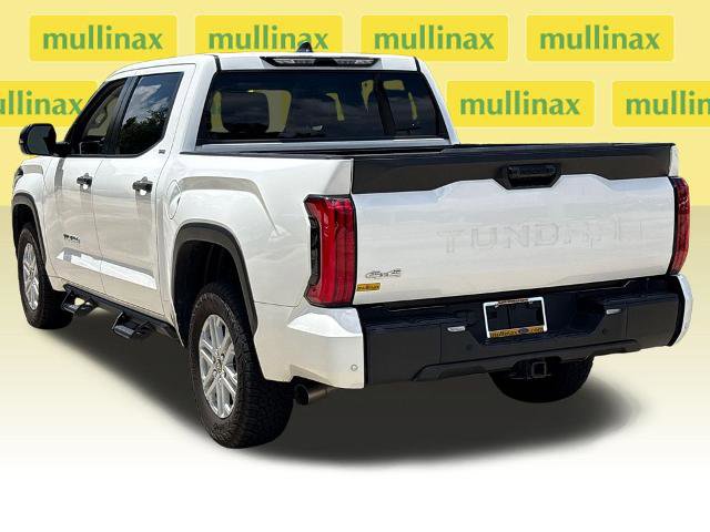 Used 2024 Toyota Tundra SR5 w/ SR5 Convenience Package AWD/4WD image 9