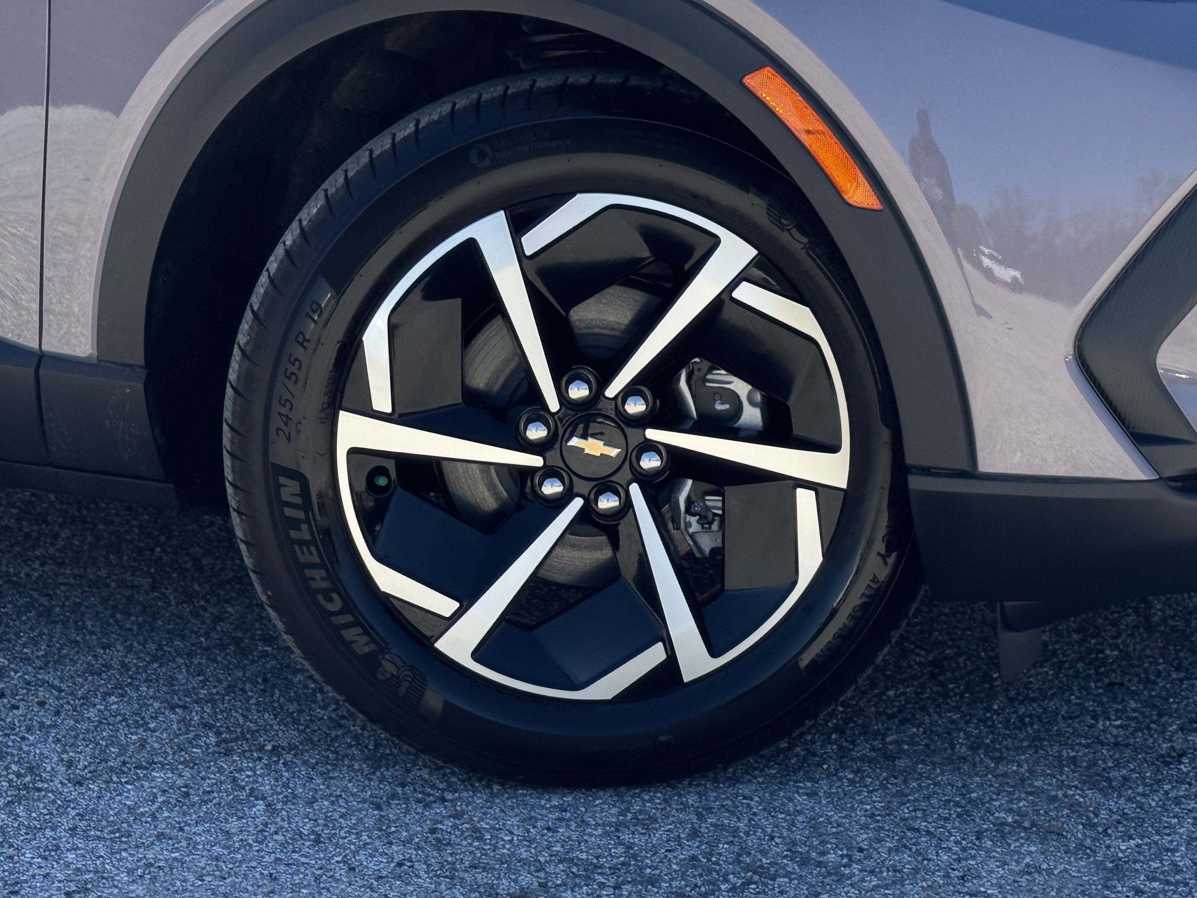 Used 2026 Chevrolet Equinox EV LT image 8