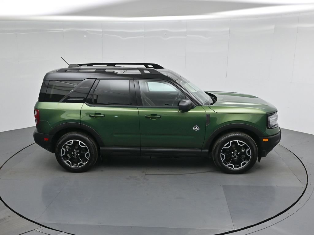 Certified 2025 Ford Bronco Sport Outer Banks w/ Outer Banks Tech Package+ image 9