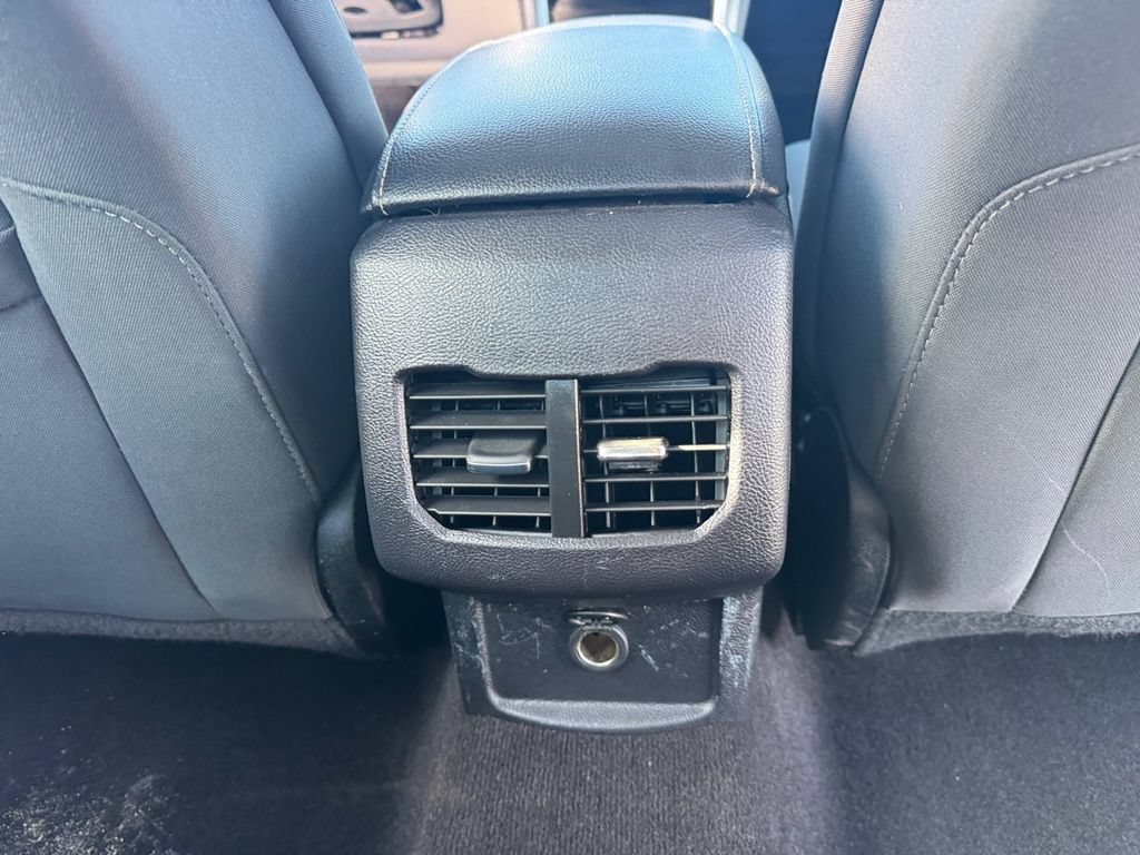Certified 2019 Ford Fusion SE FWD image 24