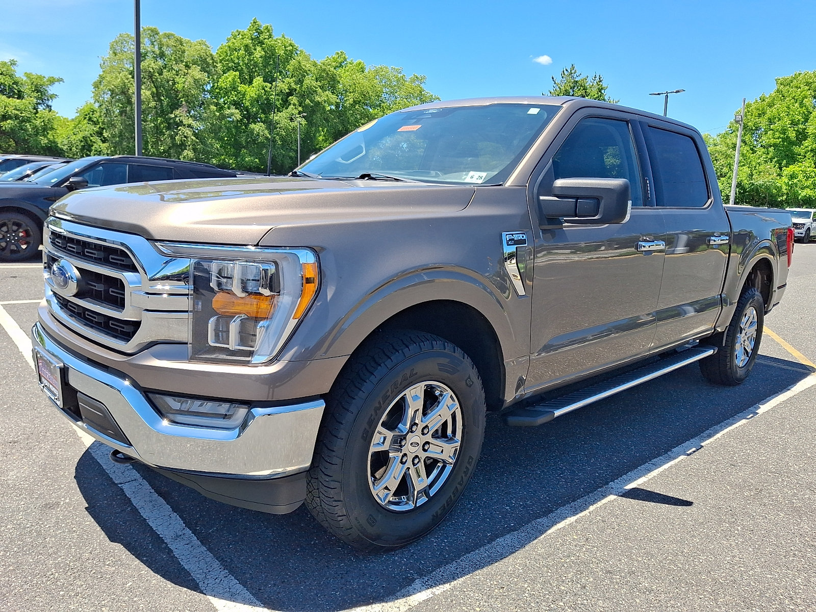Certified 2022 Ford F150 XLT w/ Equipment Group 302A High AWD/4WD image 5