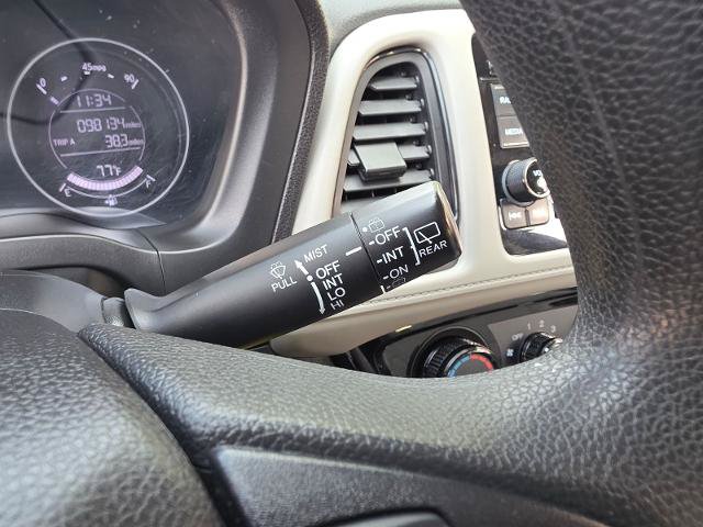 Used 2022 Honda HR-V LX image 10