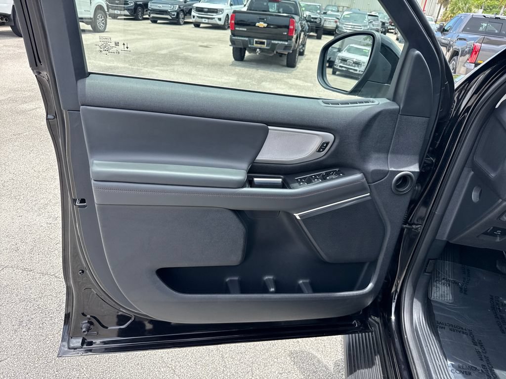 Certified 2025 Ford Expedition Active RWD image 14