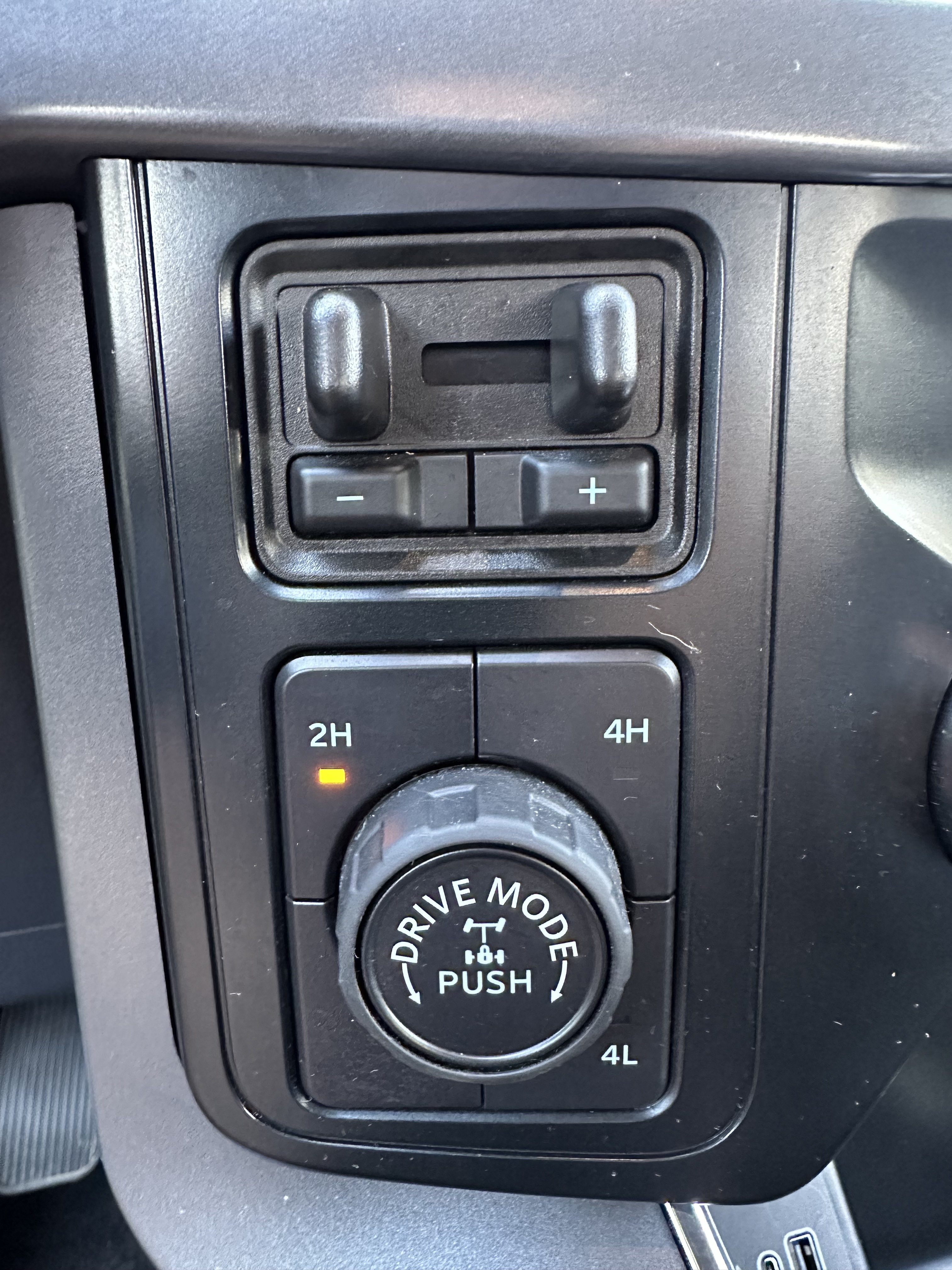 Certified 2025 Ford F150 XLT w/ Equipment Group 302A MID AWD/4WD image 20