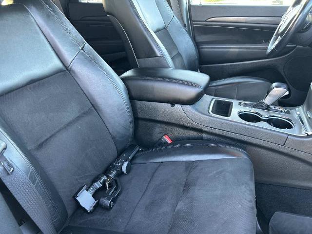 Used 2021 Jeep Grand Cherokee Laredo X AWD/4WD image 20