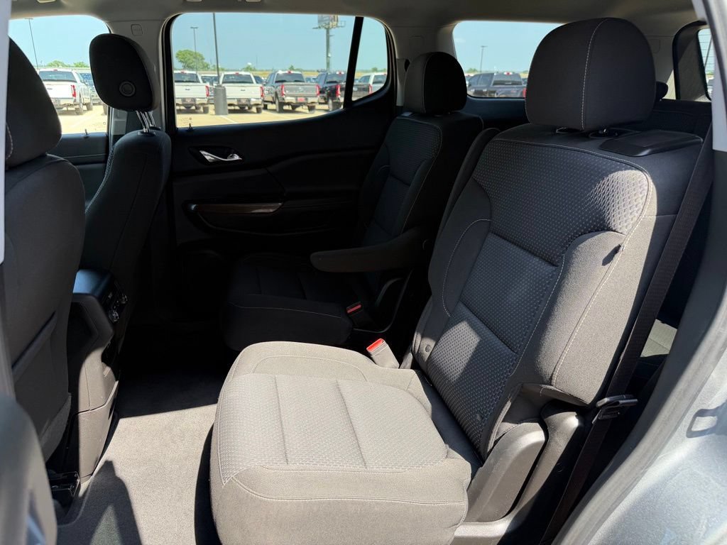 Used 2023 GMC Acadia SLE FWD image 16