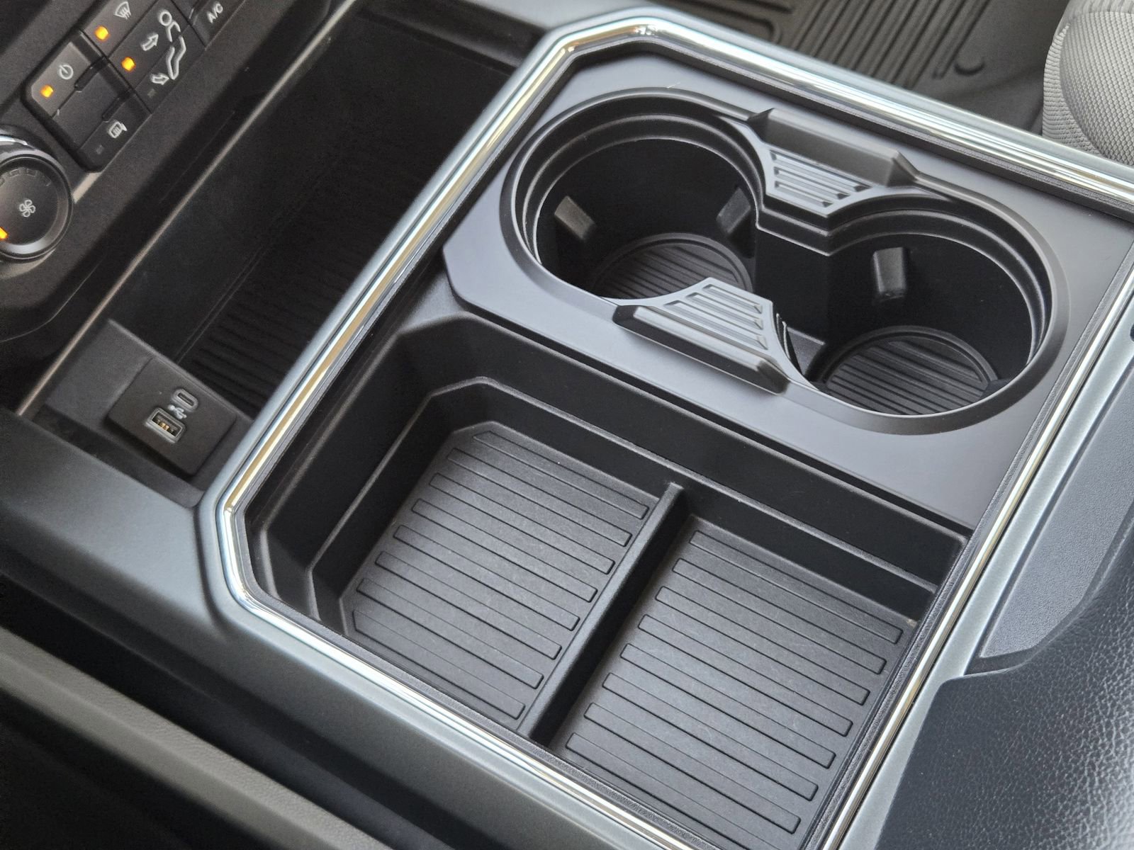 Certified 2022 Ford F250 XLT w/ XLT Value Package image 21