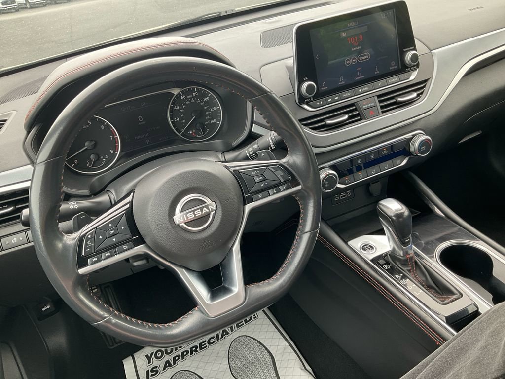 Used 2023 Nissan Altima 2.5 SR FWD image 25