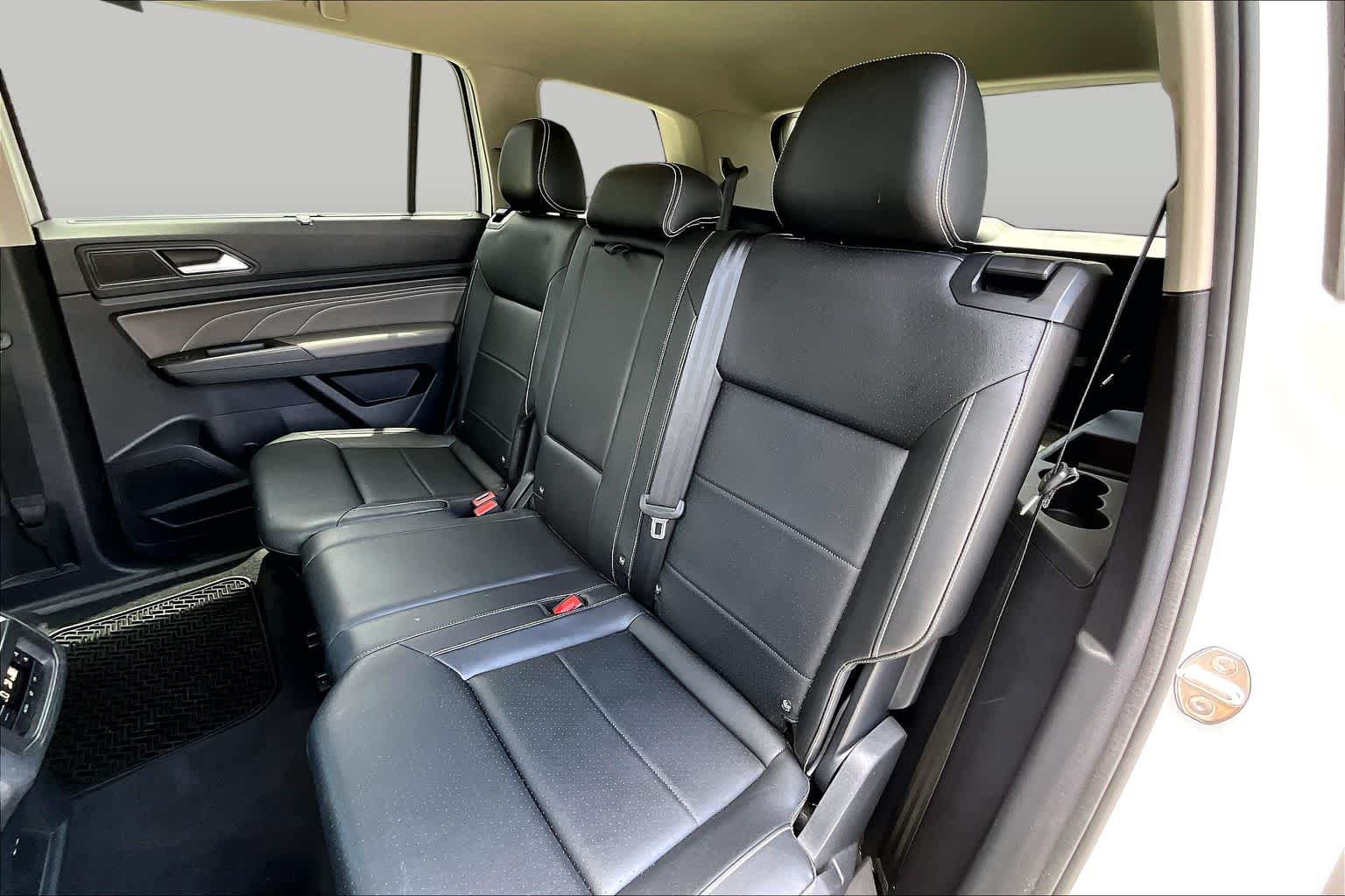 Used 2023 Volkswagen Atlas SE FWD image 19