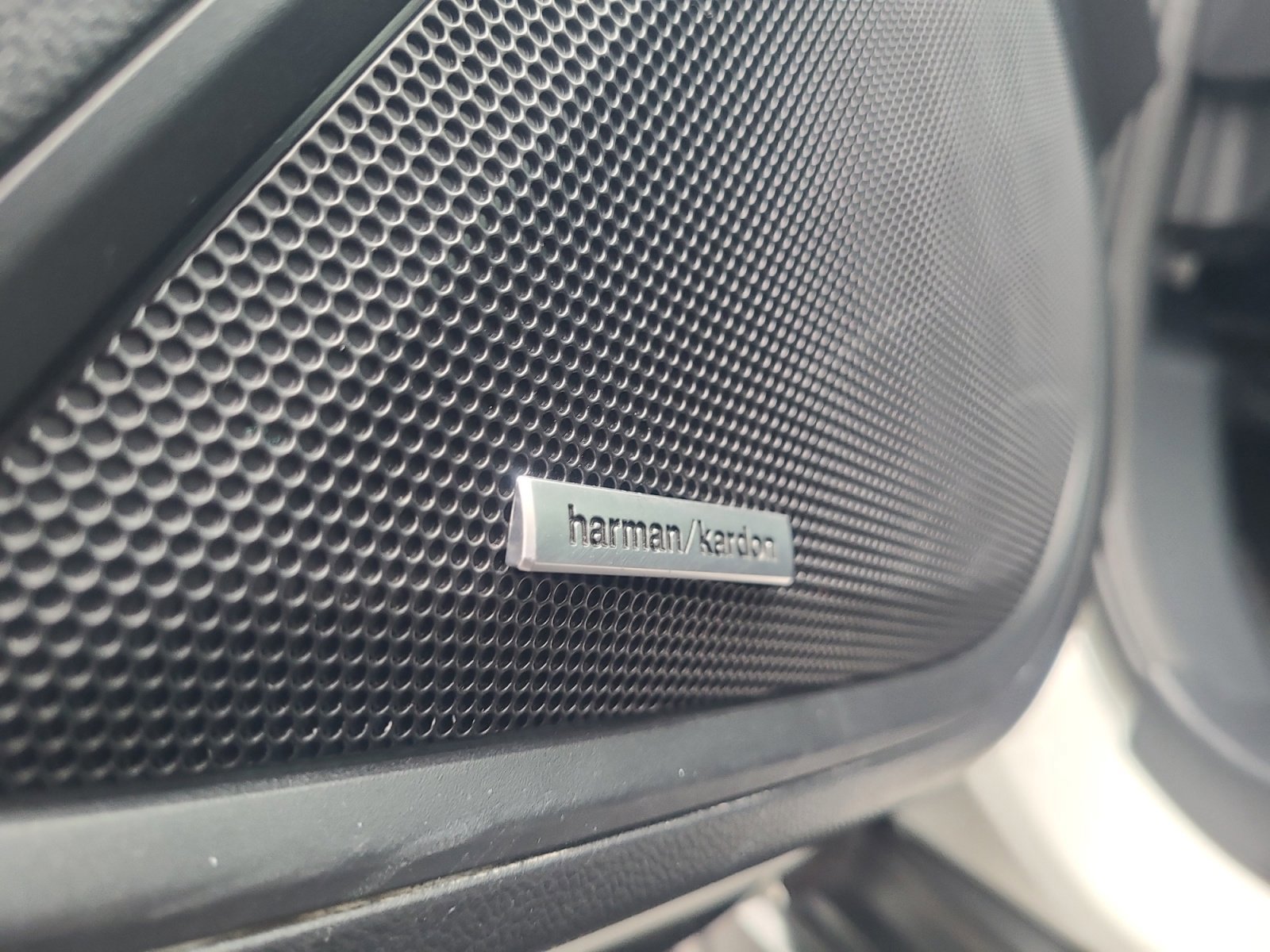 Used 2024 Subaru Outback Limited XT w/ Popular Package #2 image 27