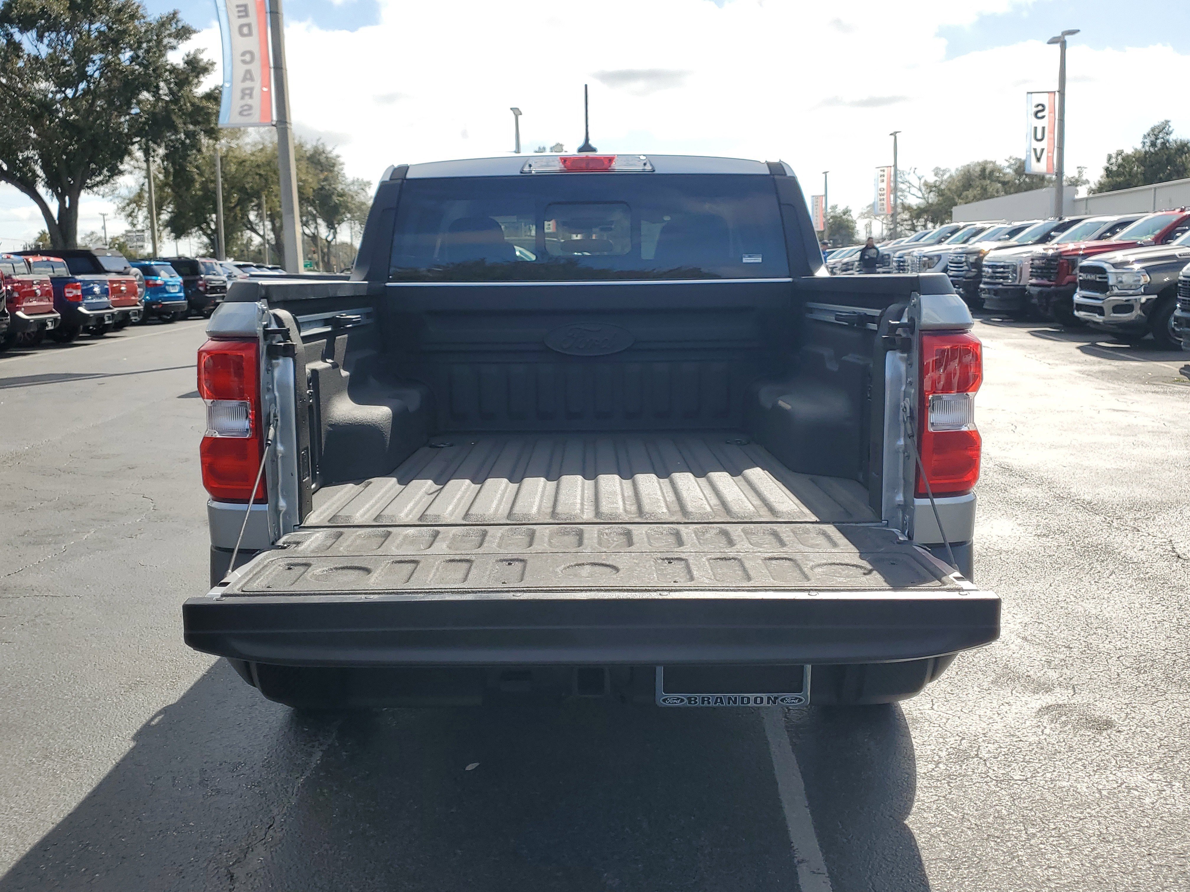 Certified 2024 Ford Maverick Lariat image 9