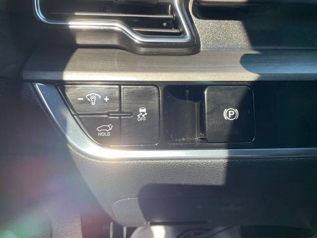 Used 2023 Kia Sportage X-Line w/ X-Line Premium Package AWD/4WD image 18
