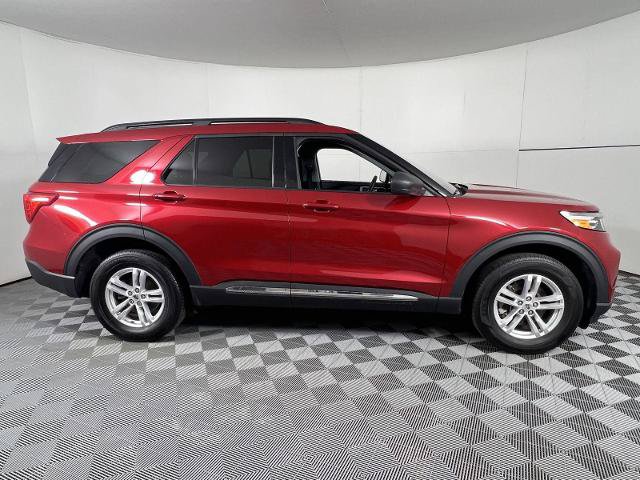 Certified 2022 Ford Explorer XLT w/ Class IV Trailer Tow Package AWD/4WD image 11