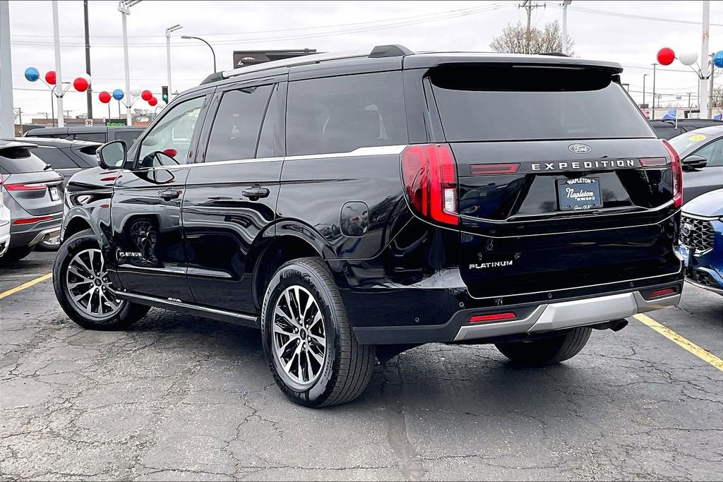 Certified 2025 Ford Expedition Platinum AWD/4WD image 9