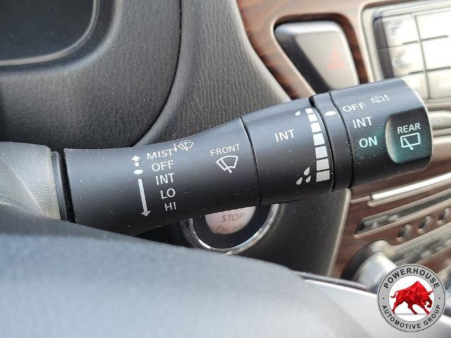 Used 2017 Nissan Pathfinder Platinum FWD image 36