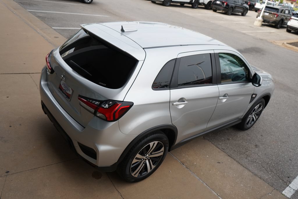 Used 2025 Mitsubishi Outlander Sport ES AWD/4WD image 13