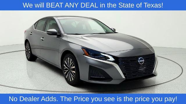 Used 2025 Nissan Altima 2.5 SV