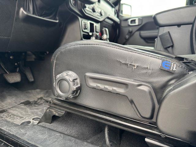 Used 2023 Jeep Wrangler Unlimited Sport AWD/4WD image 20