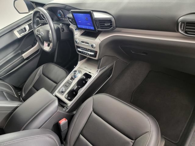 Certified 2023 Ford Explorer XLT w/ Equipment Group 202A AWD/4WD image 20