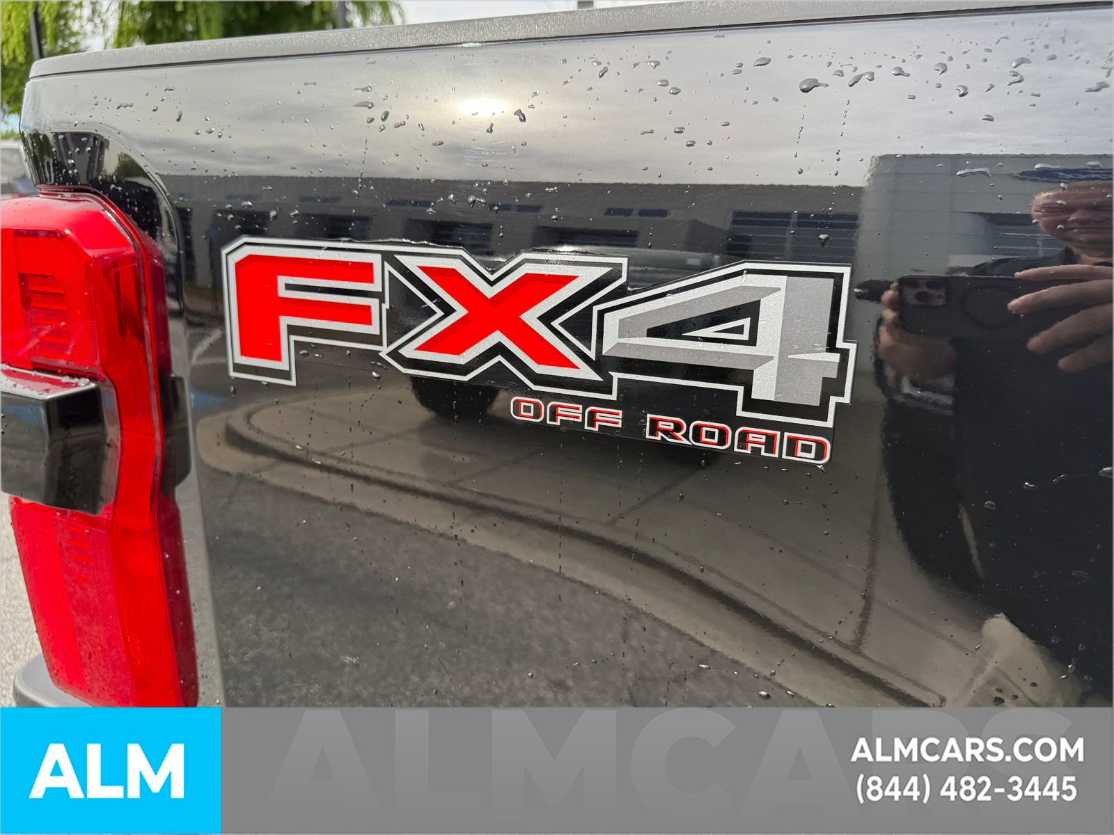 Certified 2023 Ford F250 Limited w/ FX4 Off-Road Package AWD/4WD image 8