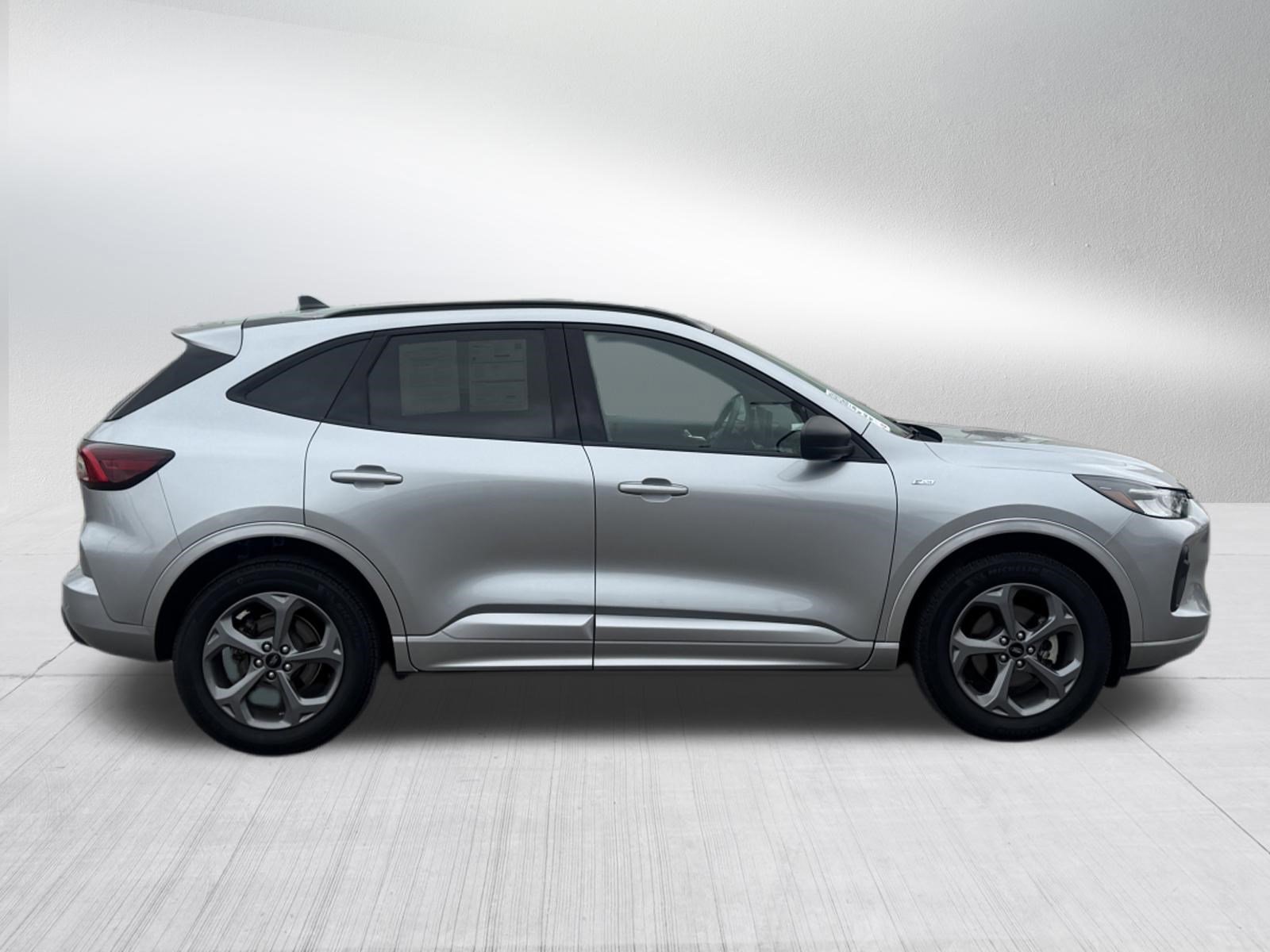 Certified 2023 Ford Escape ST-Line w/ Tech Pack #1 AWD/4WD video 2