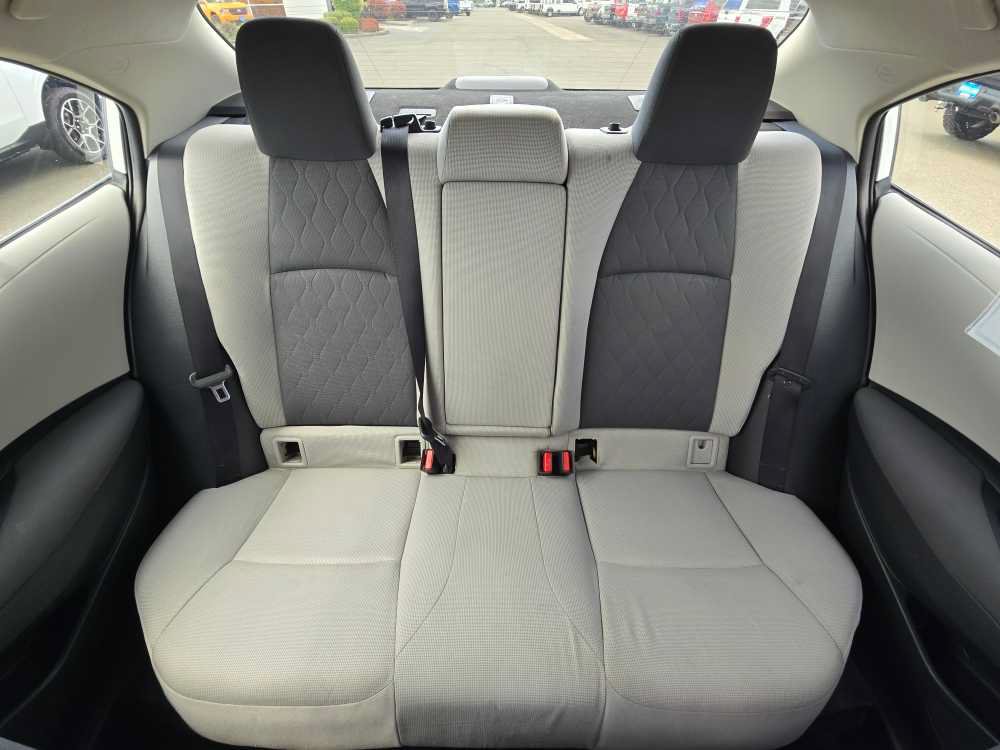 Used 2020 Toyota Corolla LE w/ Carpet Mat Package (TMS) FWD image 17