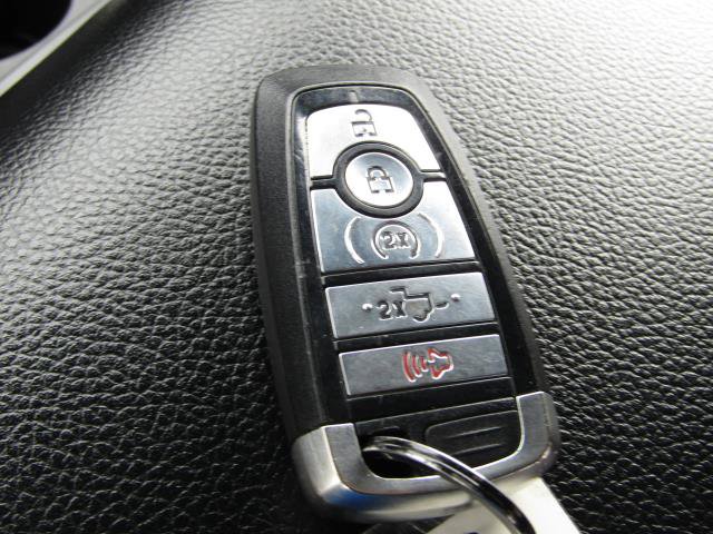 Certified 2019 Ford F150 Lariat AWD/4WD image 27