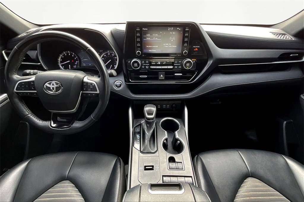Used 2022 Toyota Highlander XSE image 16