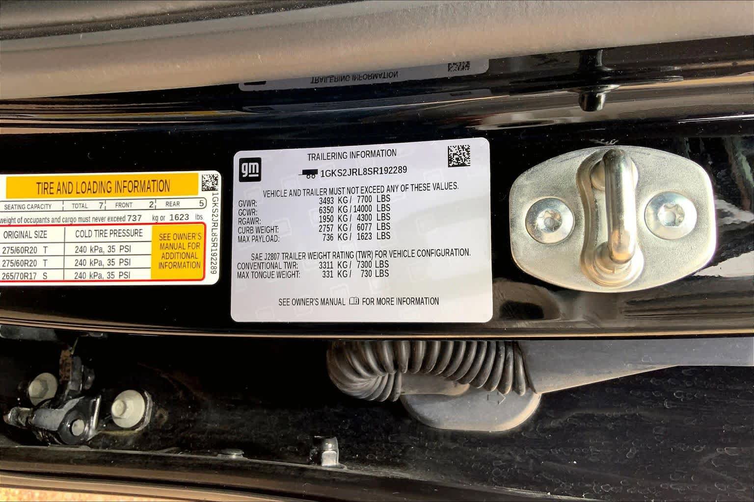 Used 2025 GMC Yukon XL Denali AWD/4WD image 37